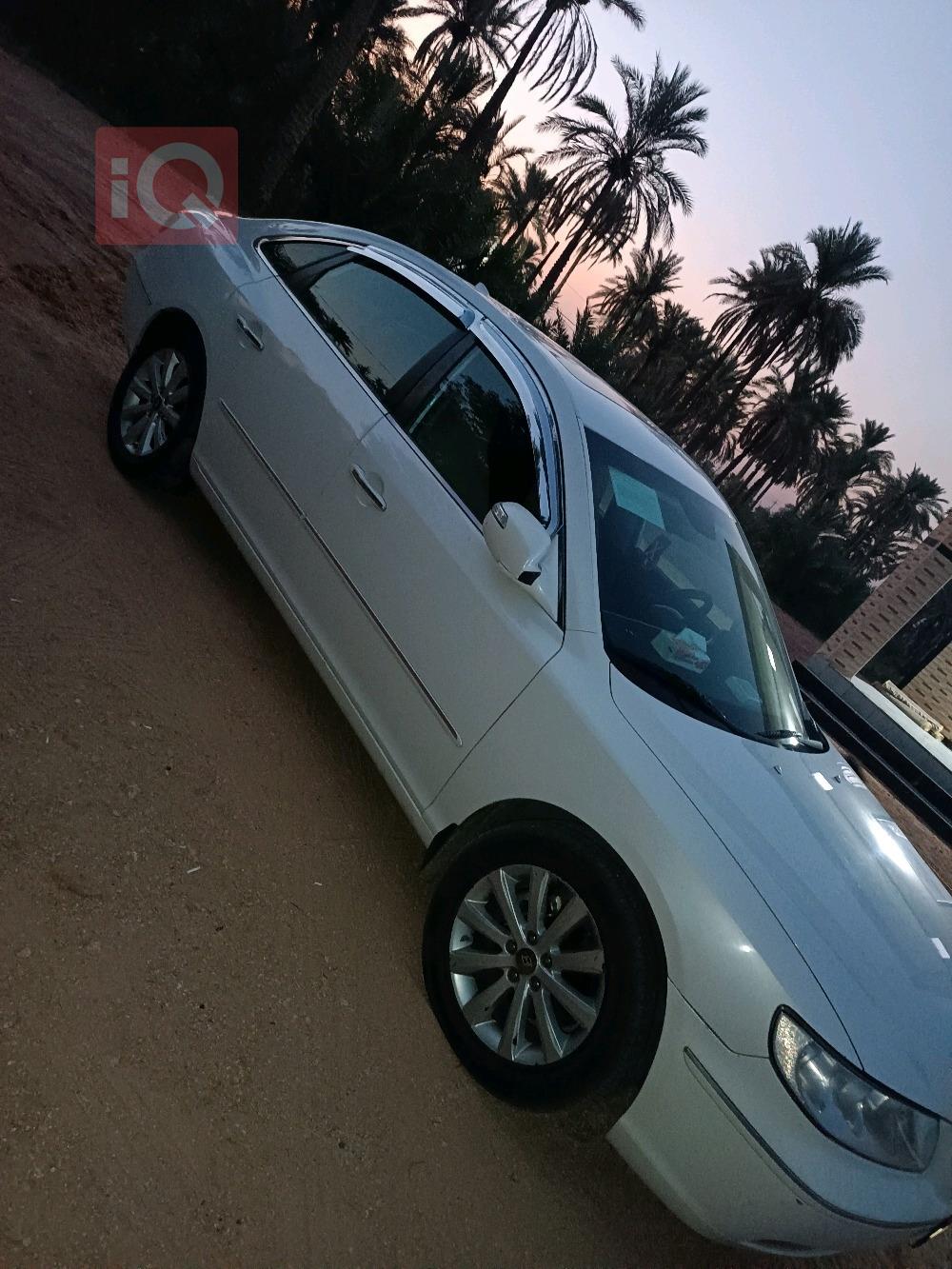 هيونداي أزيرا